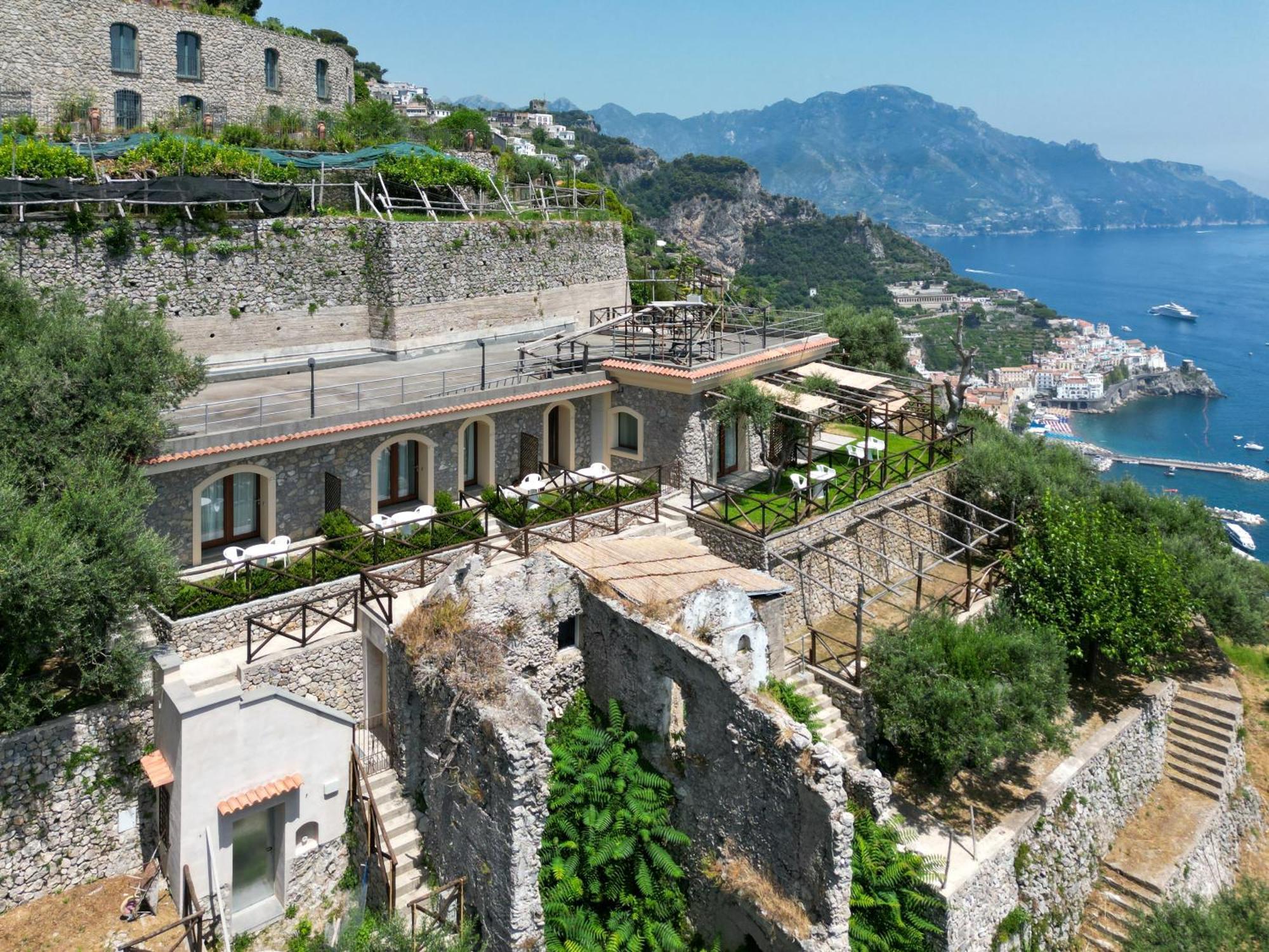 Tenuta Dell'al.ma. Guest house