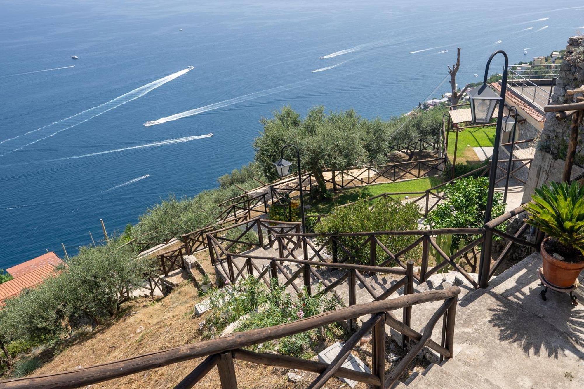 Tenuta Dell'al.ma. Guest house
